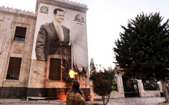 بعضها مفروض منذ عام 1979.. ماذا سيعني إزالة العقوبات الاقتصادية عن سوريا الآن؟