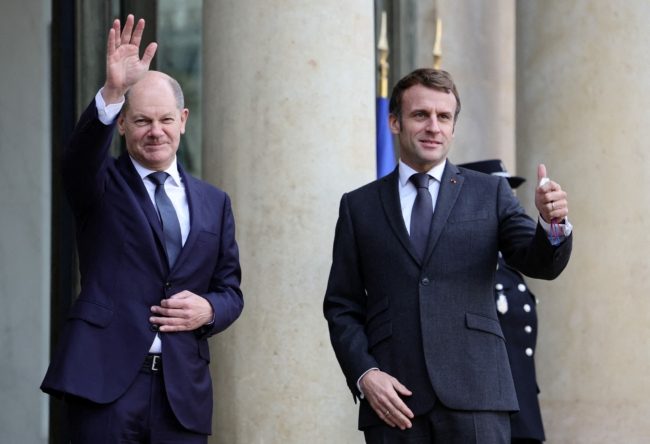 أوروبا والعقد الضائع.. تدهور اقتصادي وتوترات اجتماعية متصاعدة، ماذا يحدث بالقارة العجوز؟