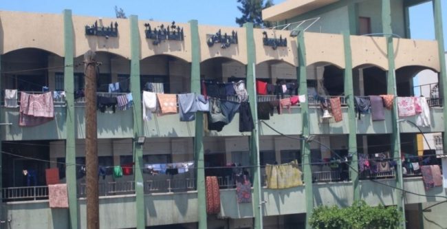 الطلبة في غزة يتمكنون من خوض اختبارات الثانوية العامة.. تشمل عشرات الآلاف منهم وسط الحرب والدمار