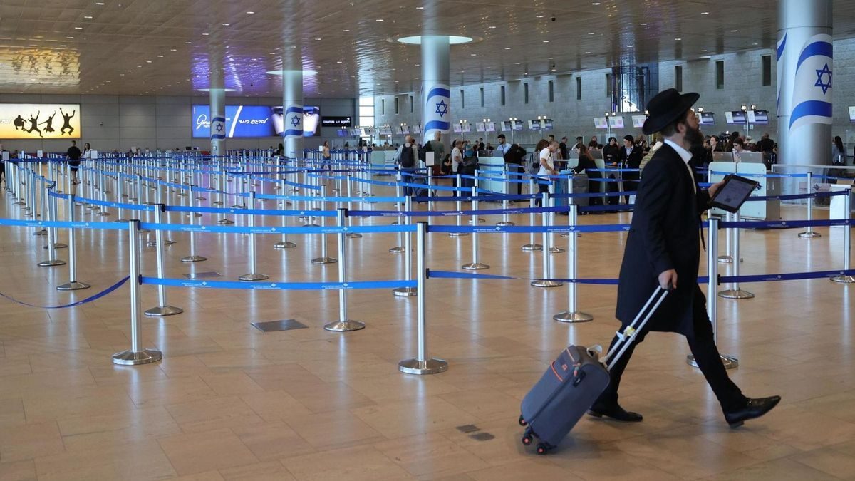 “العقد الضائع”.. كيف تسببت الحرب بانهيار تاريخي في قطاع السياحة الإسرائيلي؟