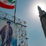 أوروبا تشهر آلية الزناد في وجه إيران.. عقوبات دولية تلوح في الأفق وانقسام داخلي متصاعد