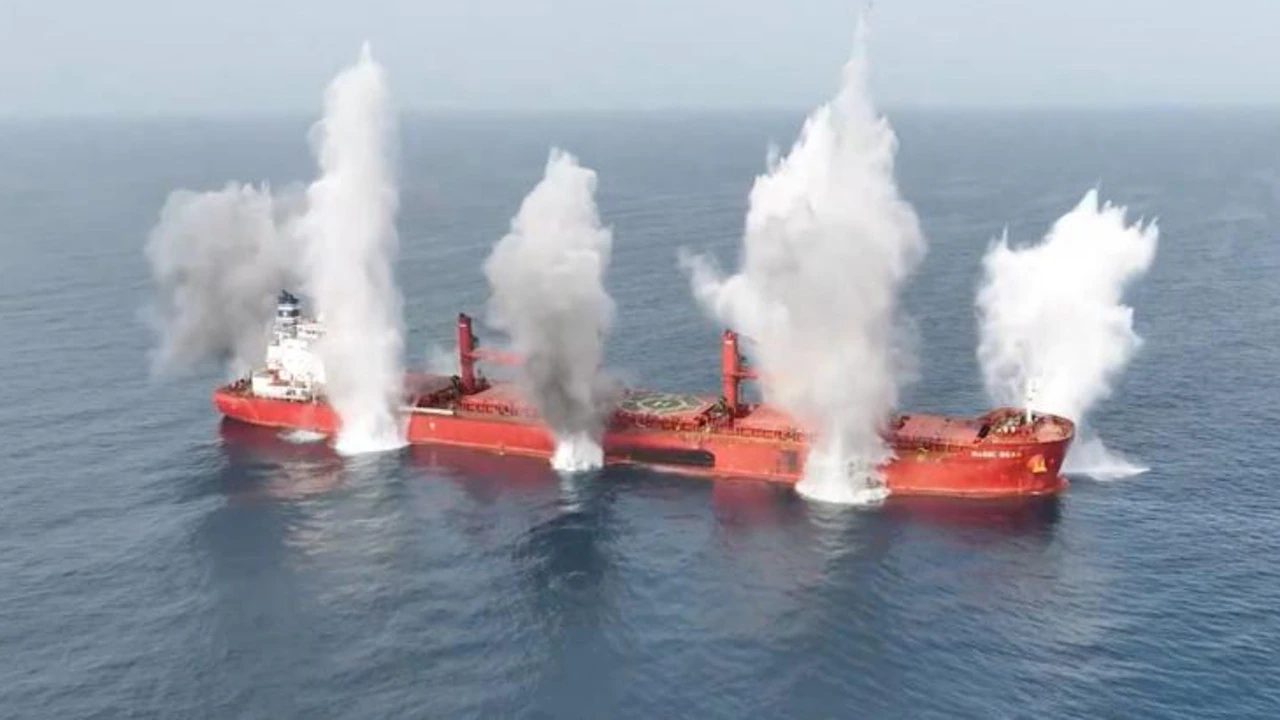 أمريكا انسحبت وأوروبا تفشل في حماية سفنها وميناء إيلات يُغلق.. كيف أجبر الحوثيون خصومهم على التراجع؟