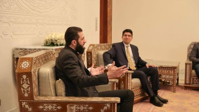 لوبي سوري في قلب واشنطن.. قصة تحالف السلام والازدهار ودوره تجاه الحكومة السورية وقانون قيصر