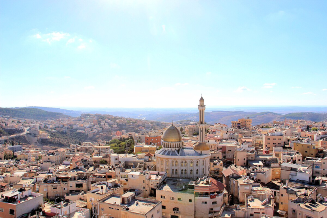 أحياء في “أم الفحم” مهددة بالهدم والمصادرة.. كيف تواصل “إسرائيل” سياسة اقتلاع الفلسطينيين في الداخل المحتل؟