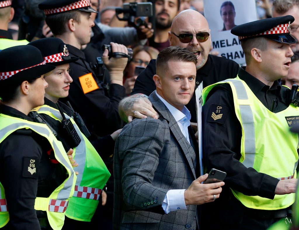 تومي روبنسون