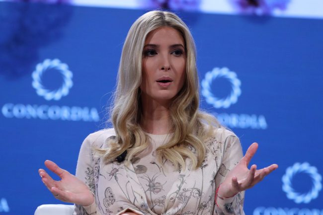 إيفانكا ترامب متهمة باختراق قانون «هاتش» والترويج لحملة والدها الانتخابية