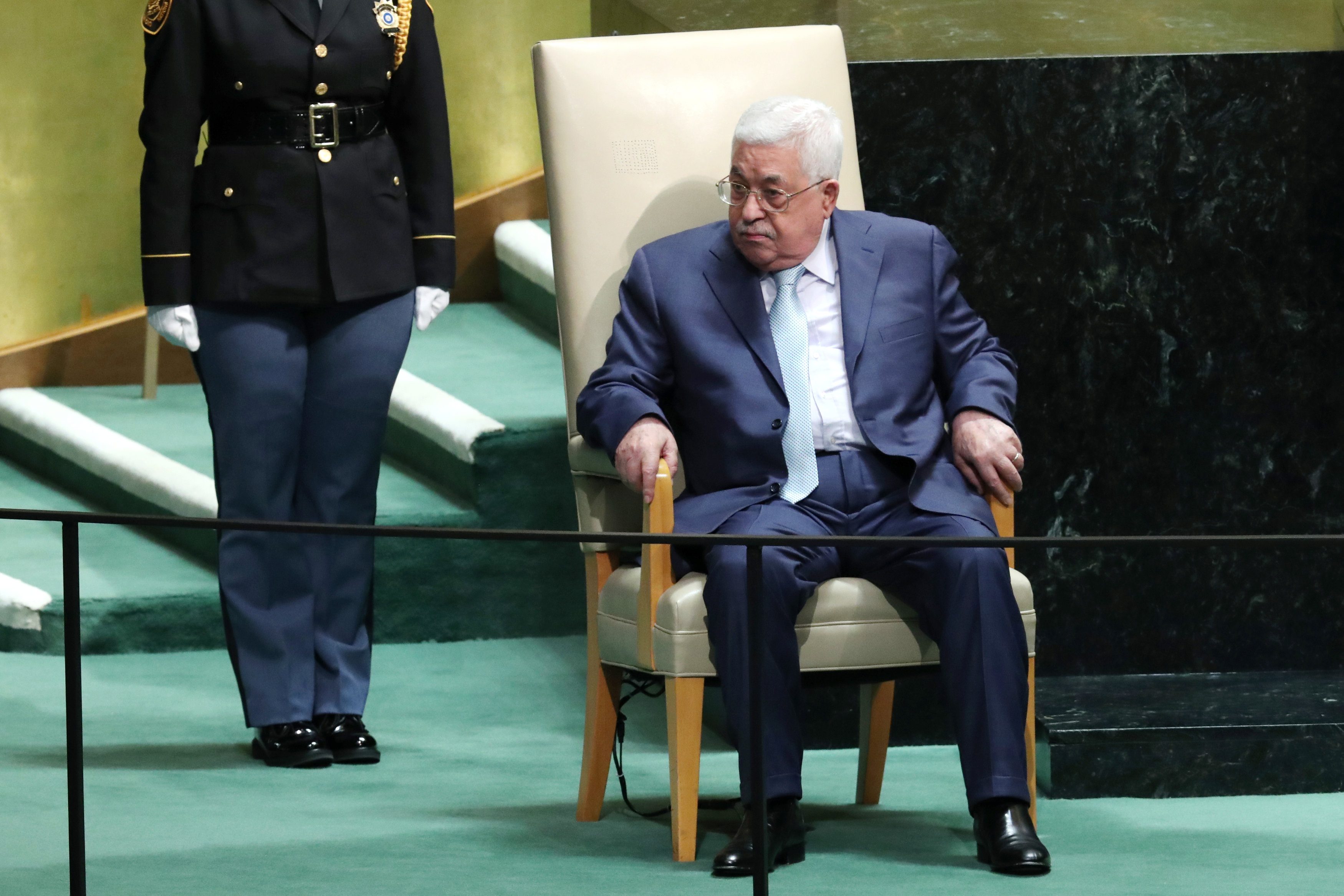 خليفة الرئيس الفلسطيني محمود عباس