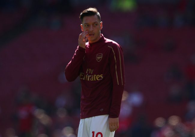 رغم كافة العراقيل.. أوزيل يلمح لقرار مصيري حول مستقبله مع أرسنال