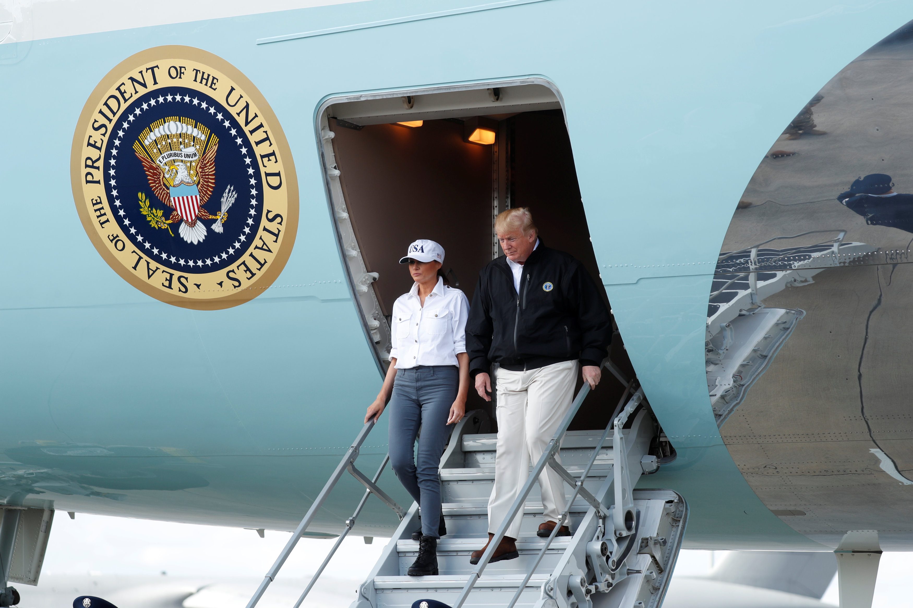 ميلانيا ترمب تنجو من كارثة