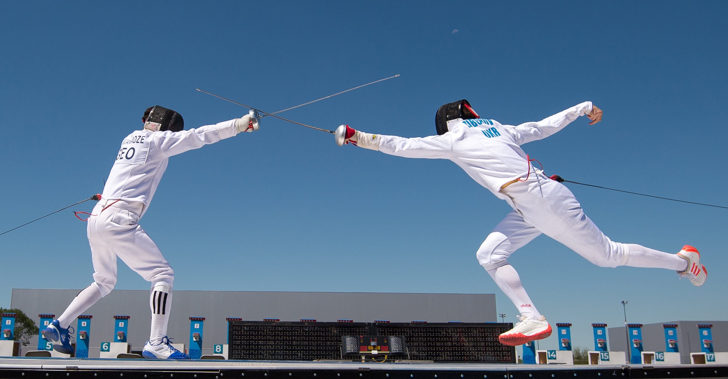 استبعاد رياضية أوكرانية من بطولة العالم للمبارزة (رويترز)